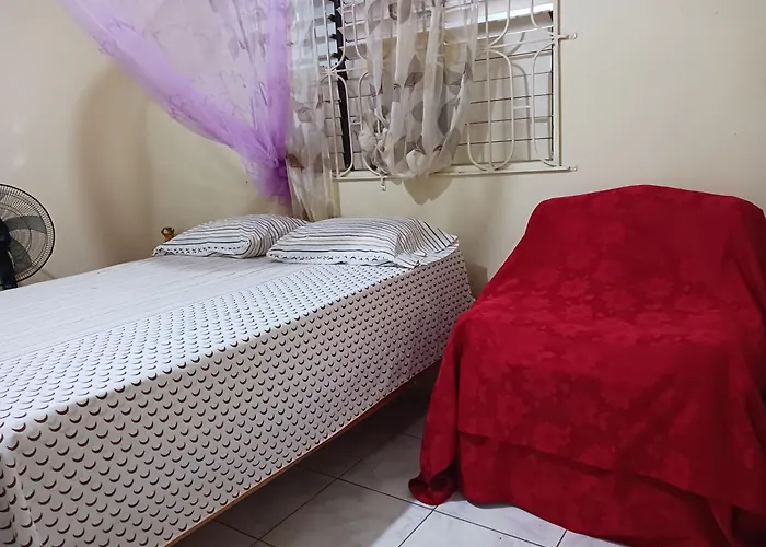 Tina'S Guest House